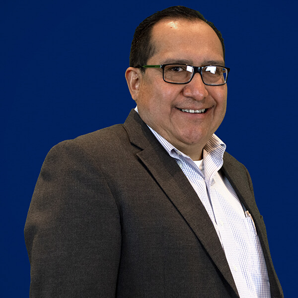 Dr. Javier Saldaña Serrano